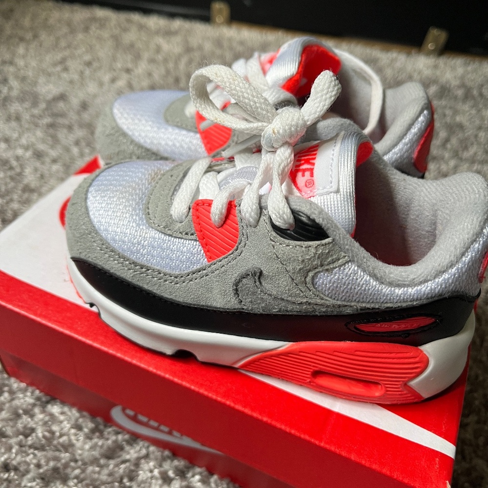 Kid Nike Air Max 90, Size 7